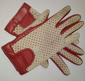 Grandoe Gloves